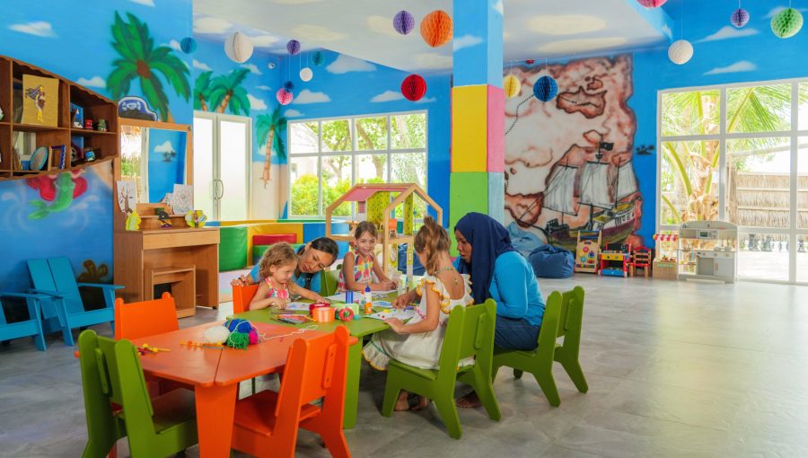 Amilla-Maldives-Resort-and-Residences-Kids-Club-Arts-and-Crafts
