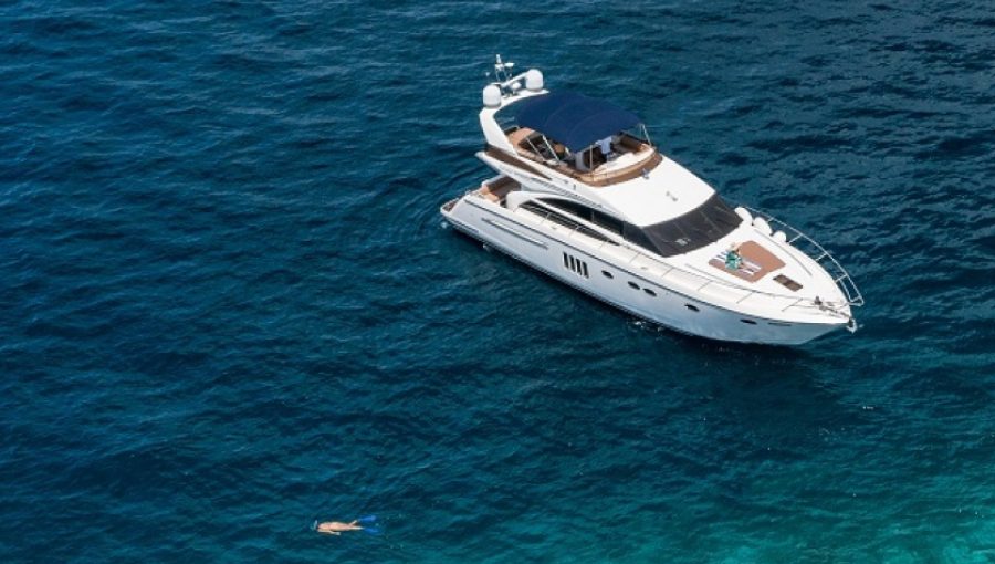 experiences-luxury-yacht-0518