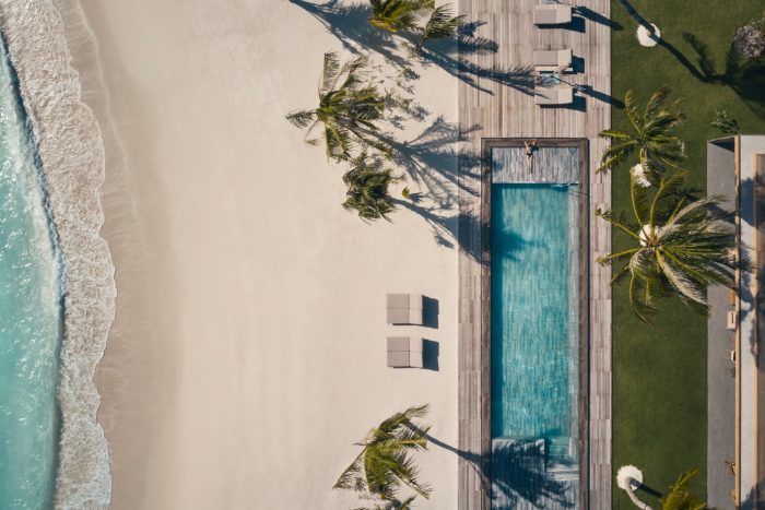 maldives-accom-poolbeachhouse