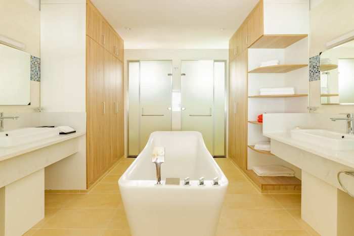 two-bedroom-lagoon-villa-with-pool-and-slide-bathroom-1